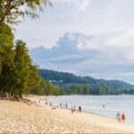 Além de Phuket: Por que Bang Tao e Kamala são os novos refúgios familiares