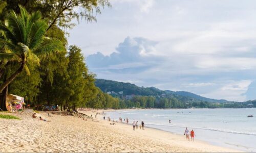 Além de Phuket: Por que Bang Tao e Kamala são os novos refúgios familiares